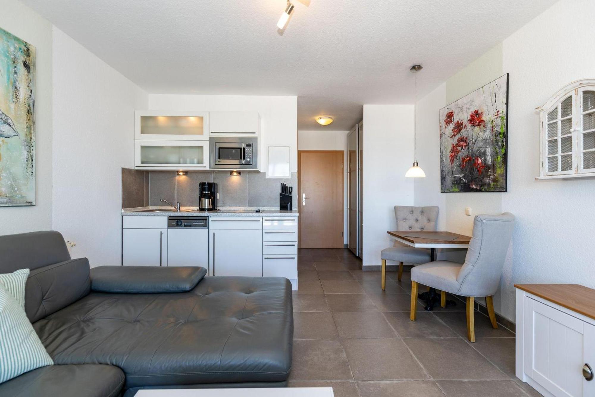 Yachthafenresidenz Apartment Kuehlungsborn Exterior photo